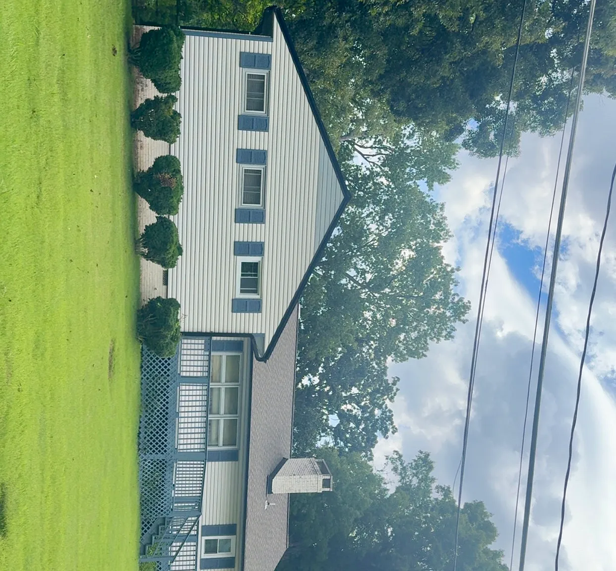 4 bed, 2700 sqft, $2,700 — Photo 3