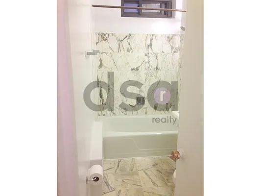 Rented by DSA Realty | media 29