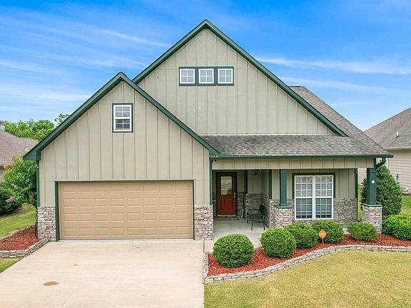 3rd image of 141 Bonnieville Dr