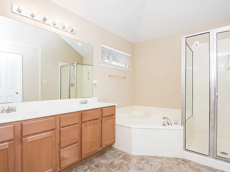 5400 Milton Ridge Dr — Photo 11