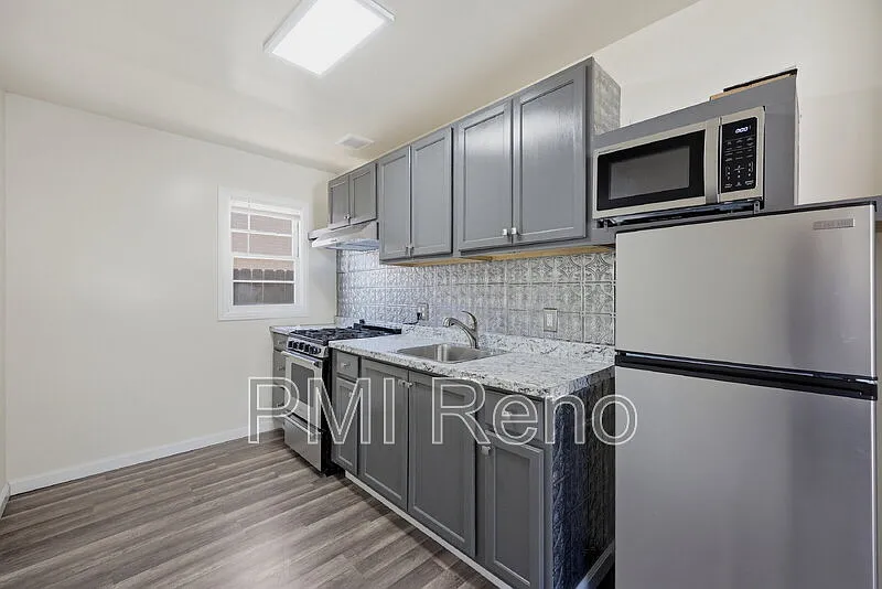 Studio, 1.0 bath, $1,150 — Photo 2
