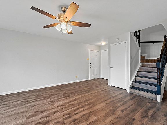 3rd image of 14800 Enterprise Dr APT 11D