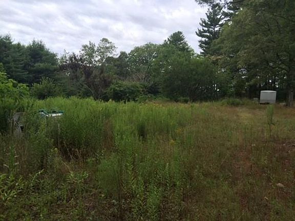3rd image of 300R Monponsett St