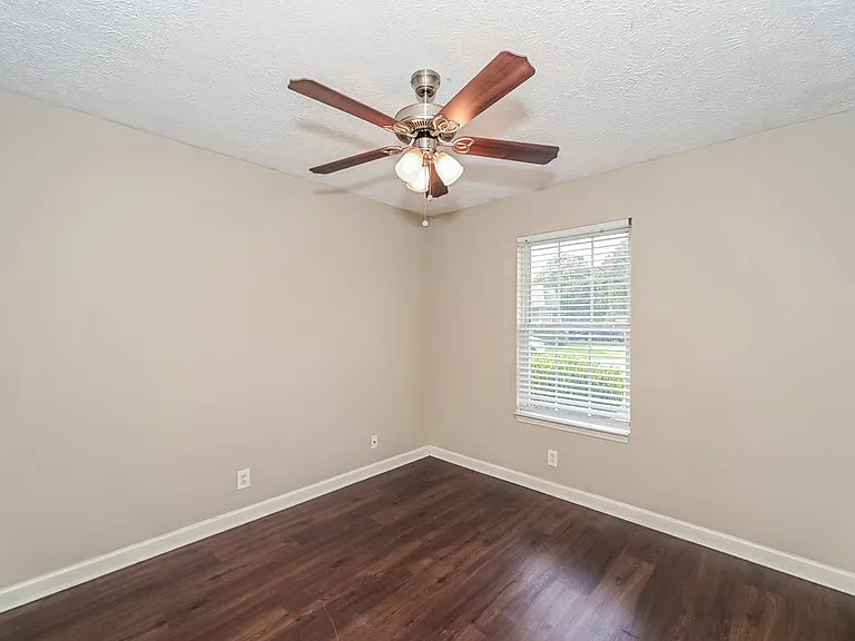 2911 Boyle Ct — Photo 13