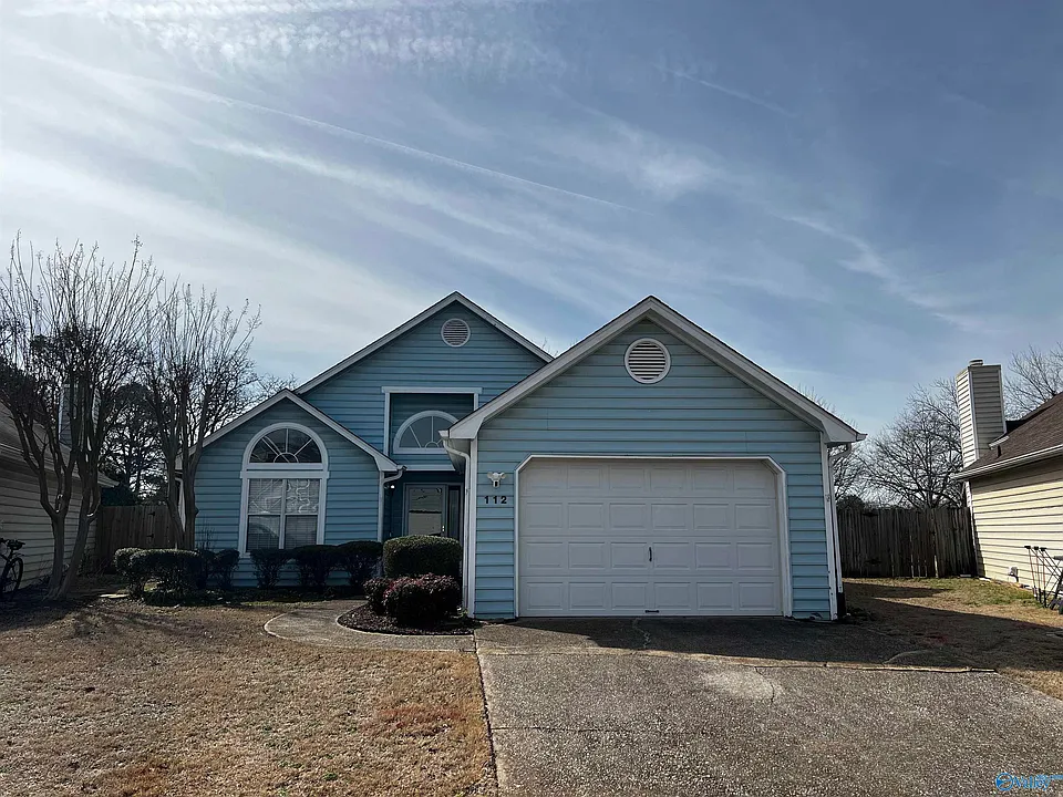 112 Lily Ct