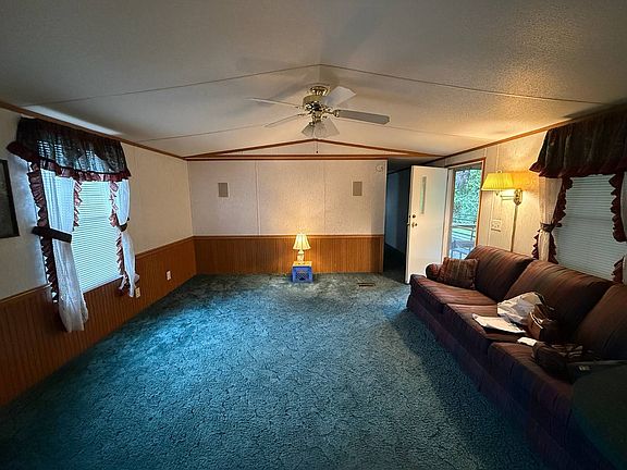 3rd image of 1165 Louisville Hwy Lot 1