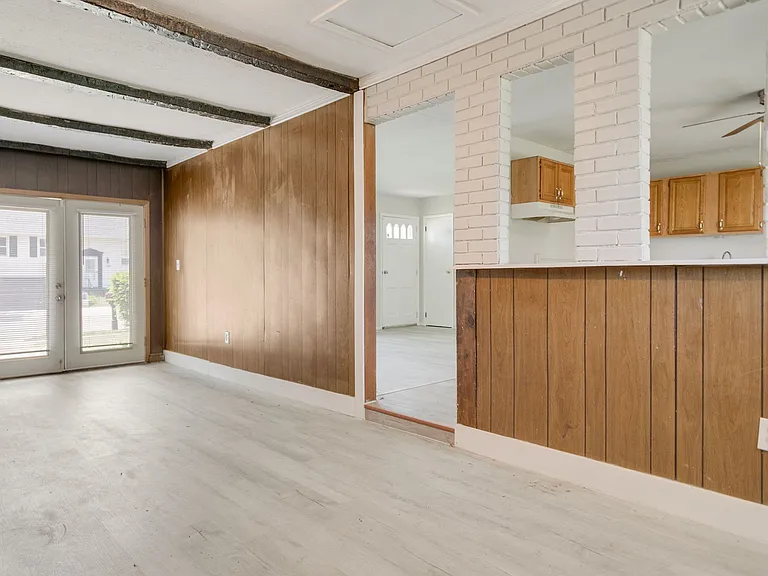 1333 Southlea Dr — Photo 16