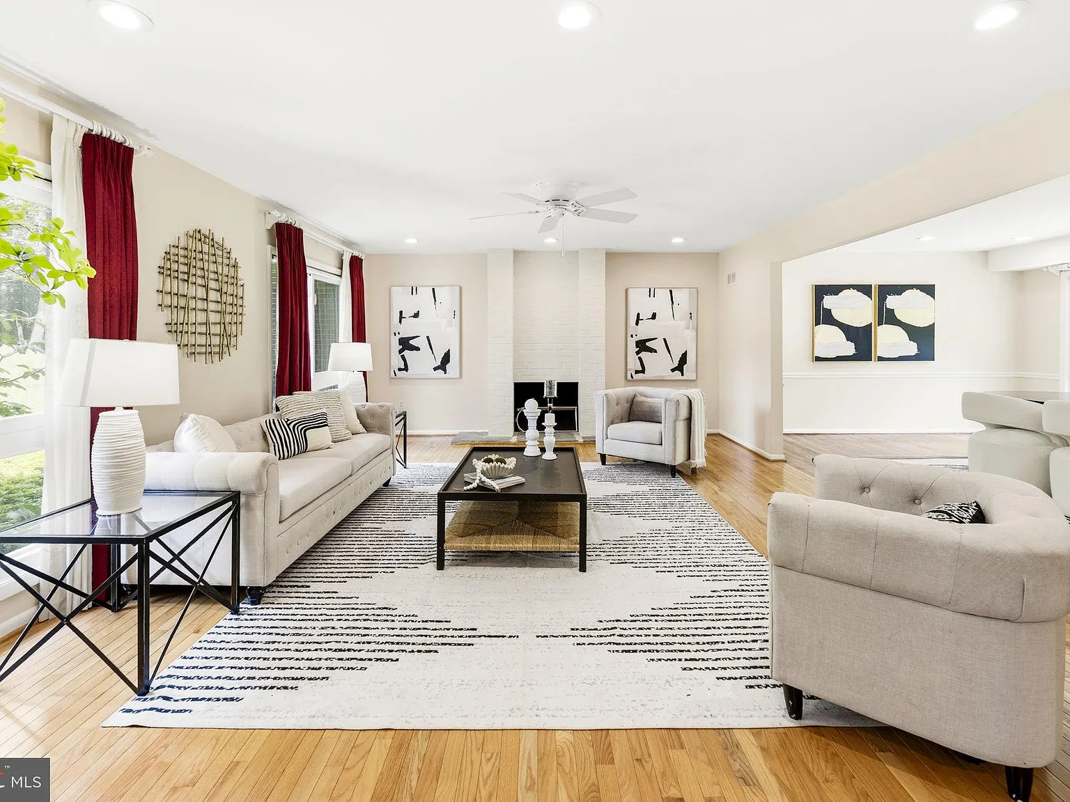 5 bed, 5320 sqft, $7,000 — Photo 3