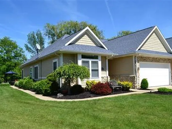 4451 E Marin Lakes Dr, Port Clinton, OH 43452