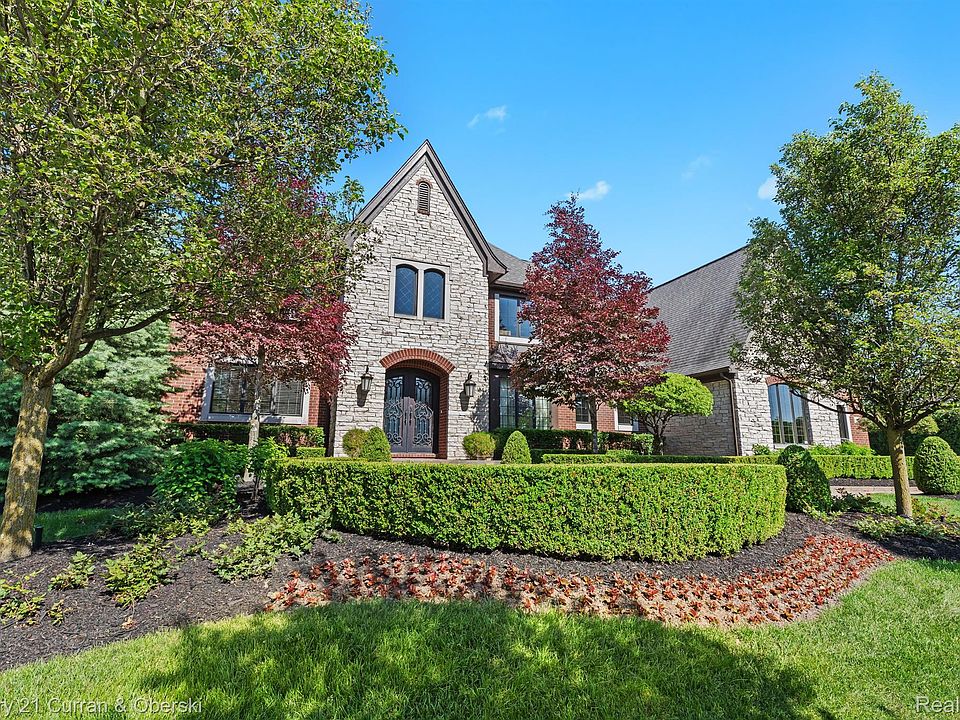 1st image of 20892 Richmond Dr