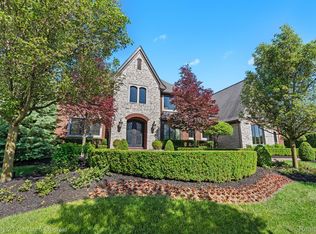 20892 Richmond Dr, Northville, MI