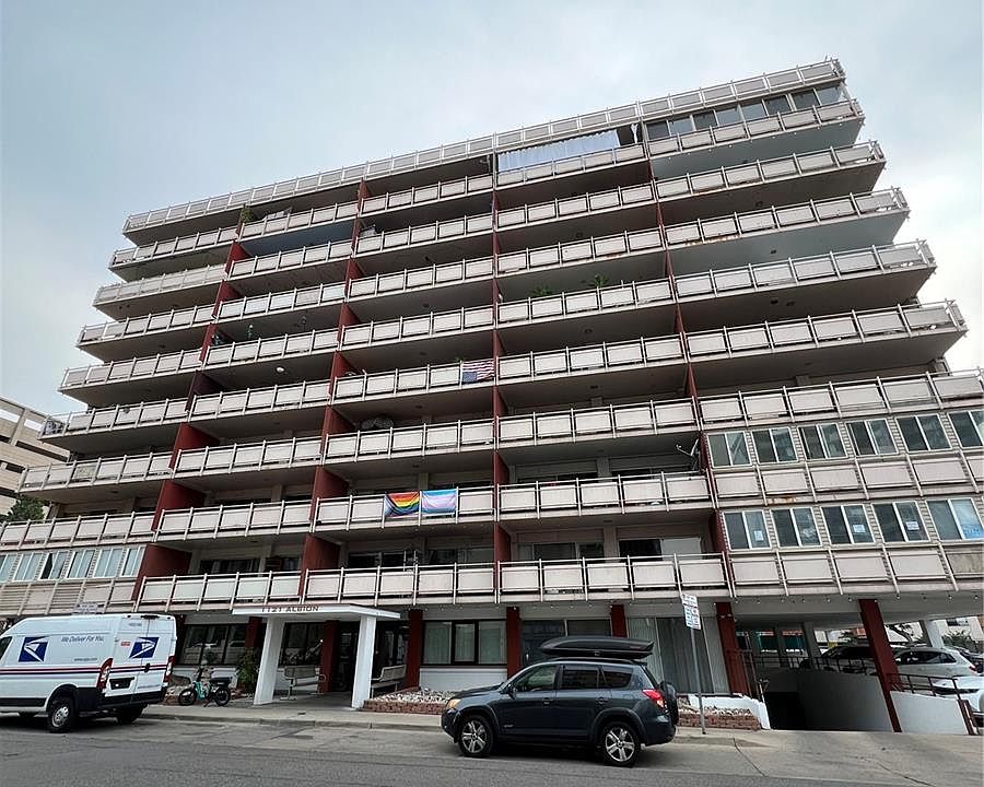 1st image of 1121 Albion Street #607