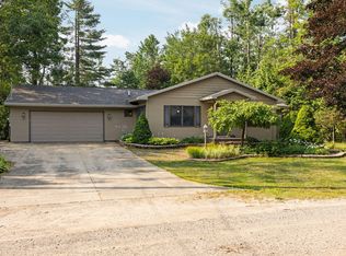 1713 Geres St N, Gaylord, MI 49735