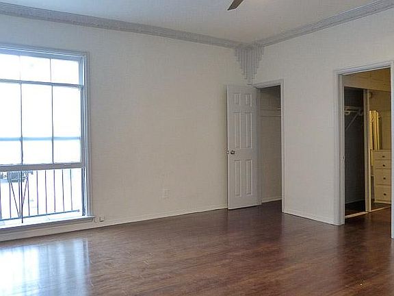 2nd image of 808 S Hobart Blvd APT 108