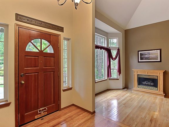 4th image of 1130 Neah Dr