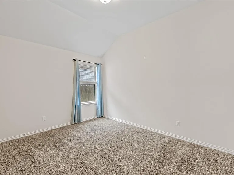 4216 Hannover Way — Photo 19