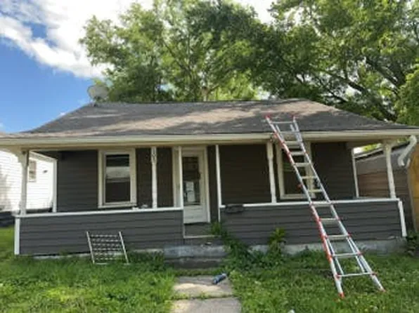 108 W Elm St, Hartford, IL 62048
