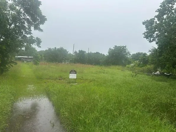 24 Meadowbend Cir, Richmond, TX 77469