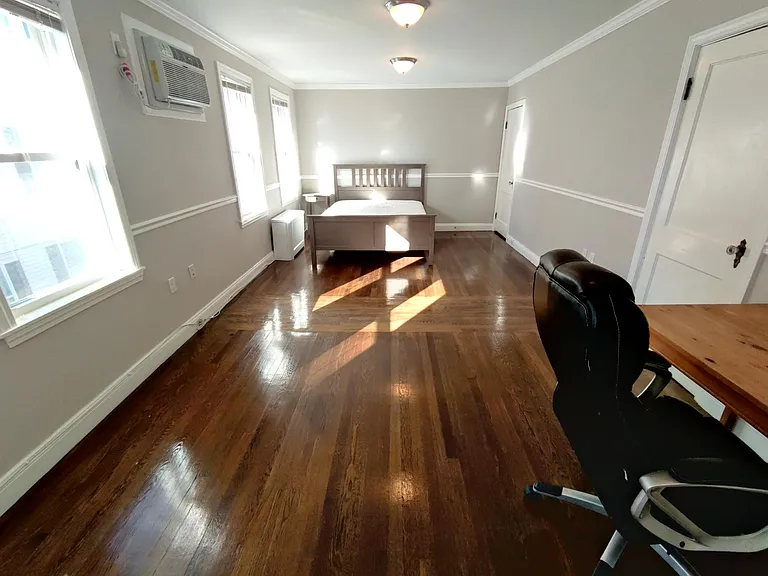81 Columbus Ave #2 — Photo 10