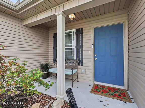 3rd image of 5416 Creekhead Cove Ln