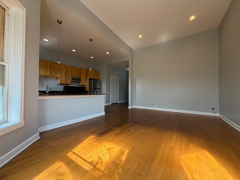 5837 S Calumet Ave #3S — Photo 4