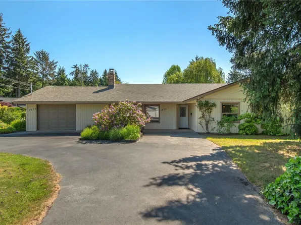 1829 Galerno Rd, Campbell River, BC V9W 5W7