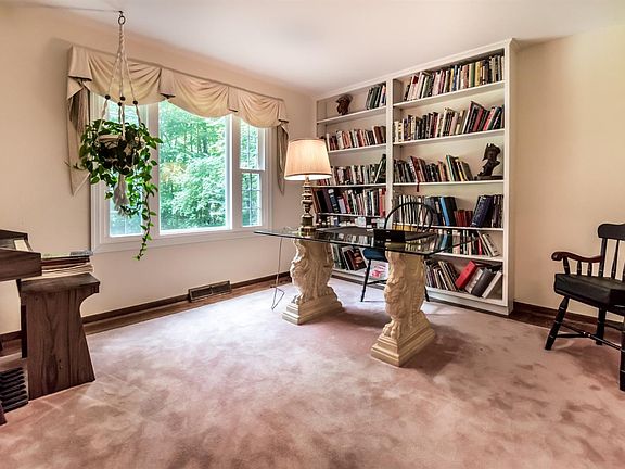 5th image of 11337 Ironwood Ct