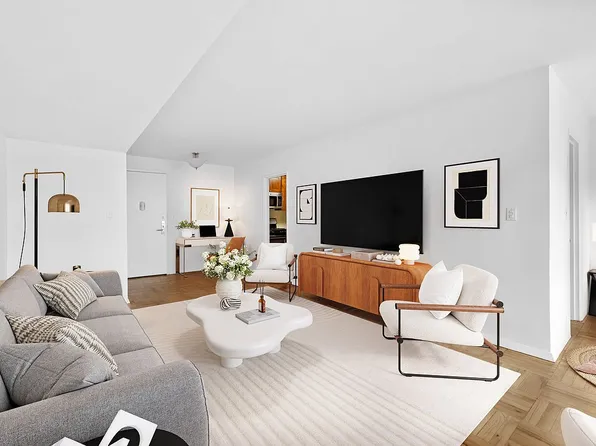 205 3rd Ave APT 17D, New York, NY 10003