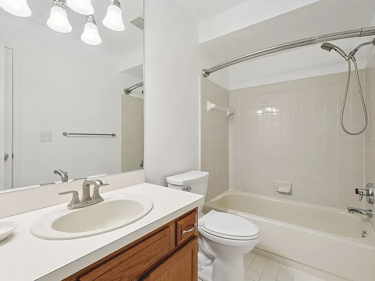 2799 Lochmoor Blvd — Photo 10