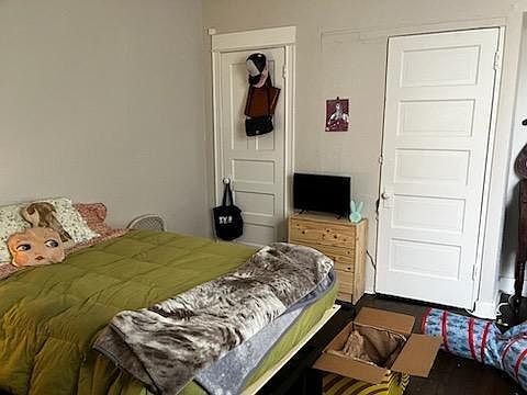 3rd image of 1952 N Humboldt Blvd APT 304
