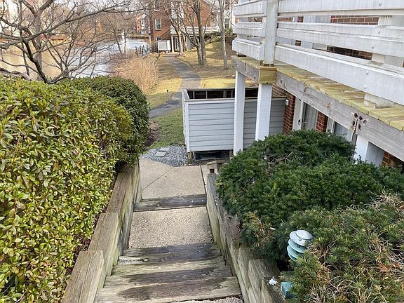 4th image of 7602 E Lakeside Village Dr