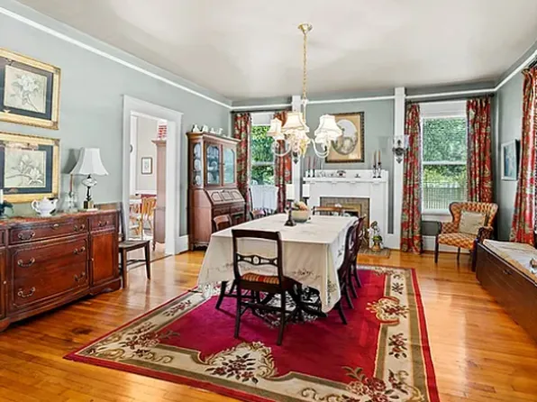 207 W Main St, Ninety Six, SC 29666