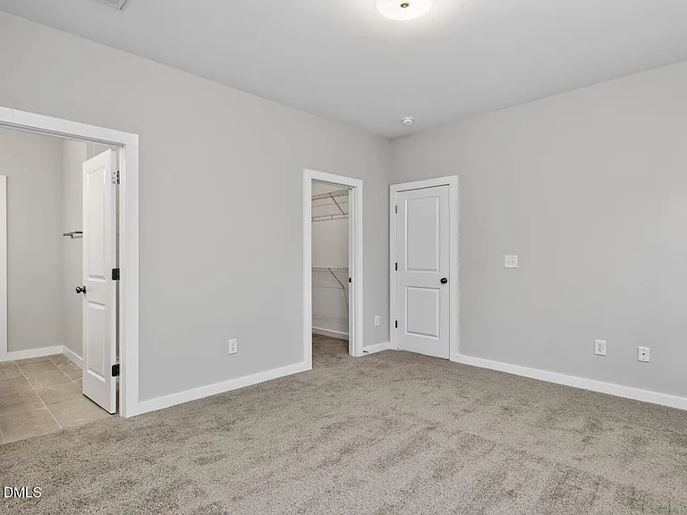 85 Parkland Dr — Photo 9