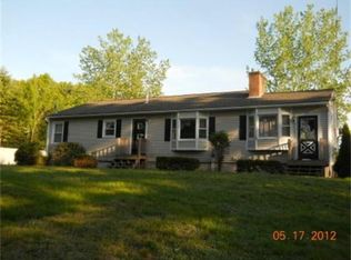 116 Farwell Rd, Tyngsboro, MA 01879