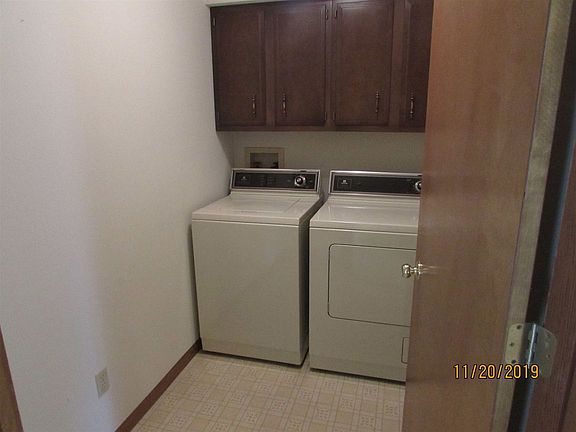 4th image of 1404-2 Pembroke Cir