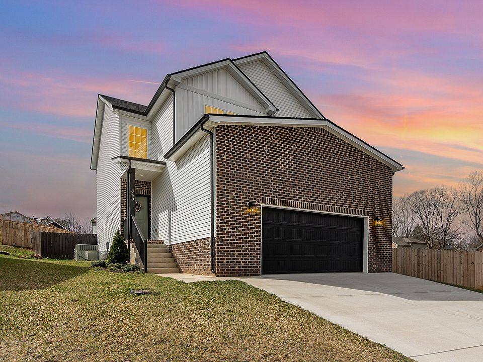 1st image of 348 Barry Dr