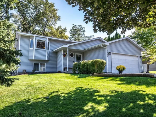 13471 Yosemite Ave S, Savage, MN 55378