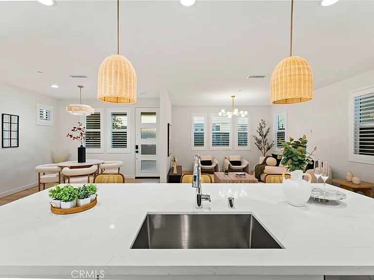 127 Restore — Photo 16