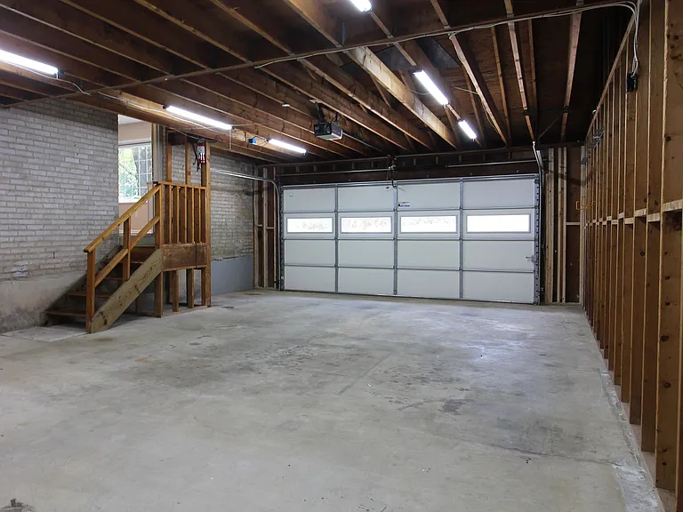 6211 Duntley Ct — Photo 27