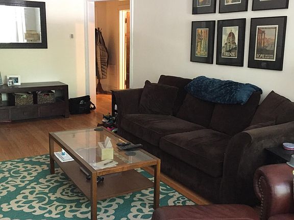 2nd image of 4861 N Paulina St APT 1A
