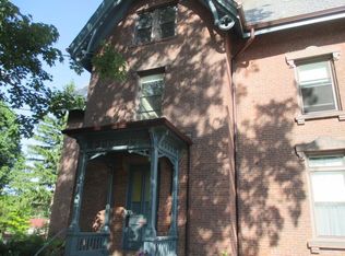 45 Prospect St APT 2, Northampton, MA 01060