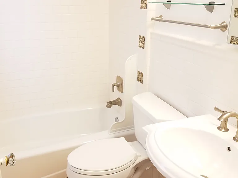 1607 S Sierra Bonita Ave — Photo 20