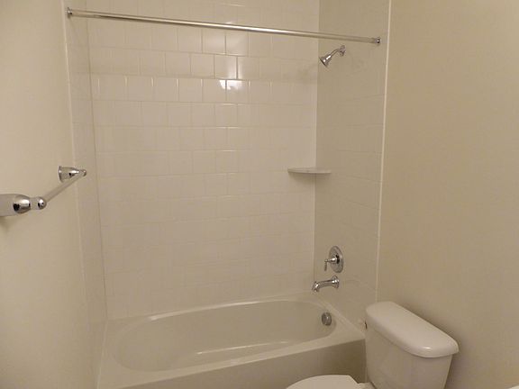 3rd image of 634 Totten Mews NE