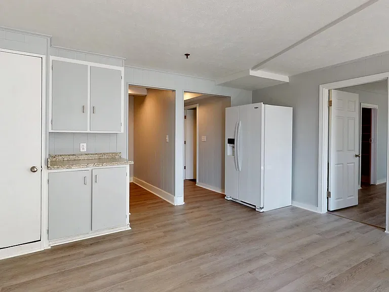 907 Main St #205 — Photo 6