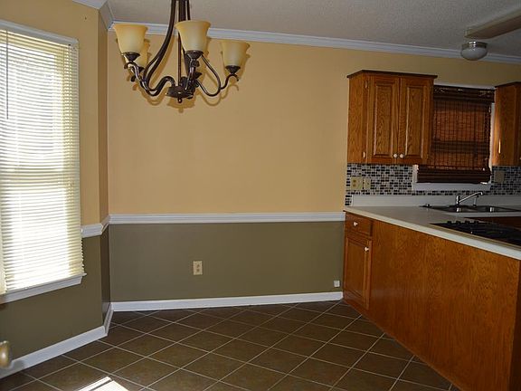 5th image of 102 Rock Knoll Dr Unit 6