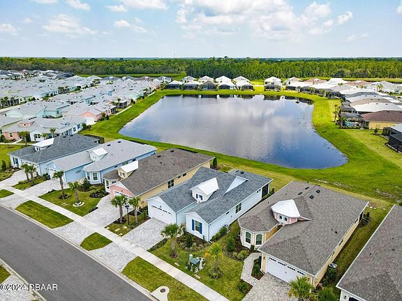 3rd image of 268 Margaritaville Ave