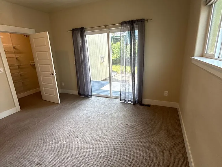 20747 NE Angora Ct — Photo 8