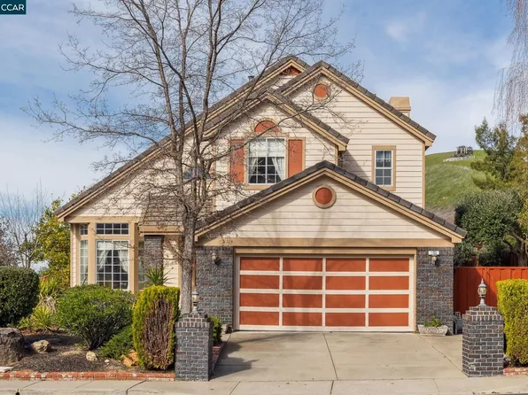 105 Crow Pl, Clayton, CA 94517
