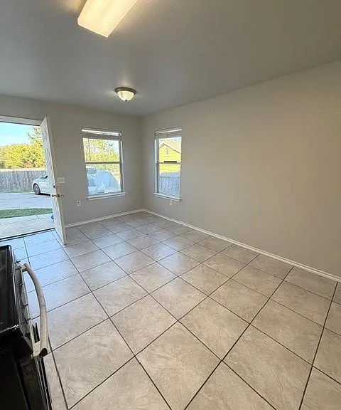 17808 Golden Valley Dr — Photo 5