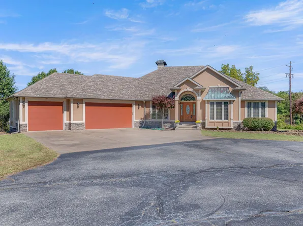 10917 Gum Road, Carthage, MO 64836
